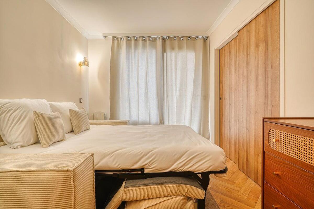 Inn Place To Be Paris La Defense Курбевуа Екстер'єр фото